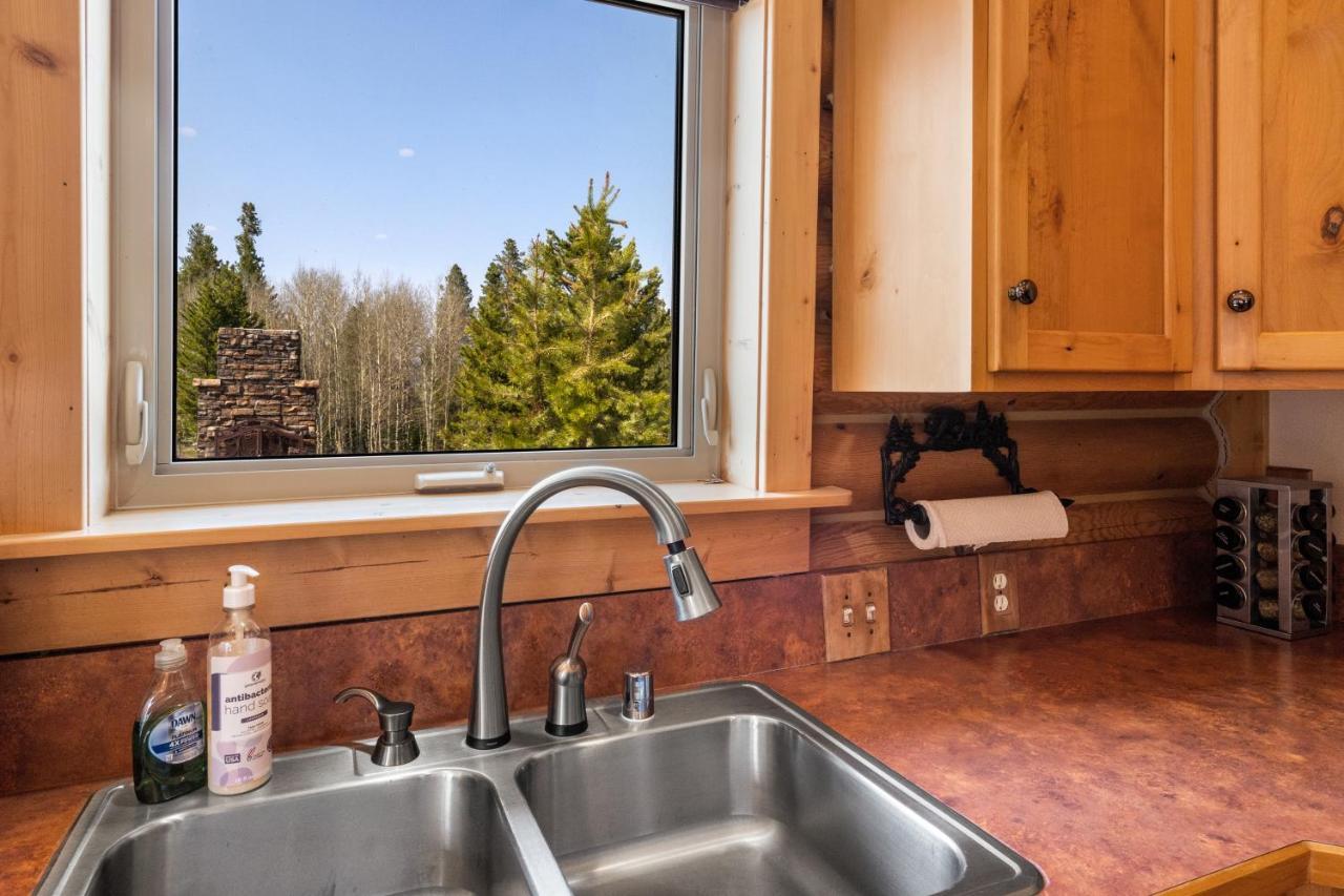 Lazy Fox Cabin West Yellowstone Exteriér fotografie
